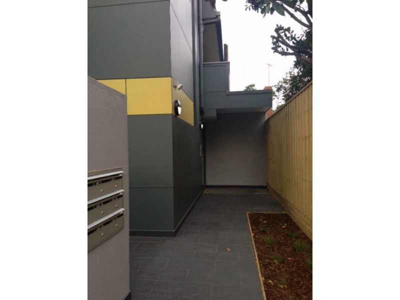 3/907  Dandenong Road, Malvern East VIC 3145