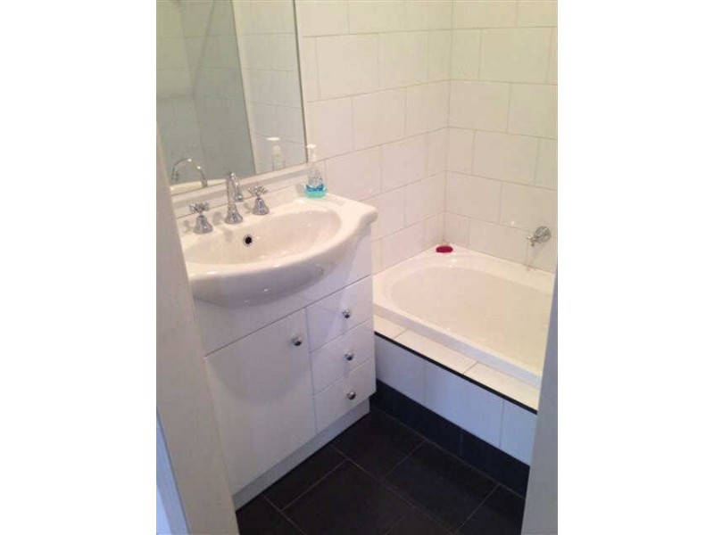 6A  Yendon Road, Carnegie VIC 3163