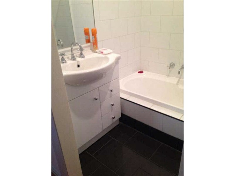 6A  Yendon Road, Carnegie VIC 3163