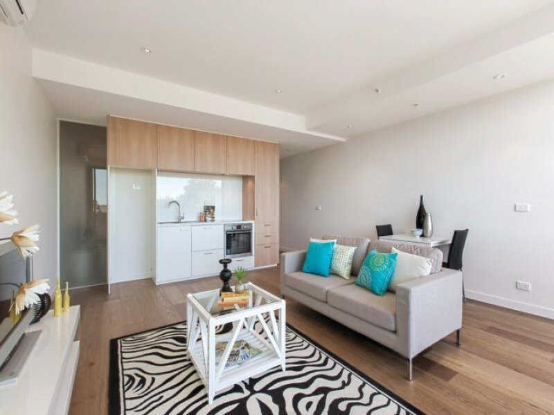 102/253  Waverley Road, Malvern East VIC 3145