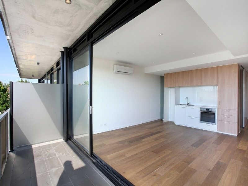 102/253  Waverley Road, Malvern East VIC 3145