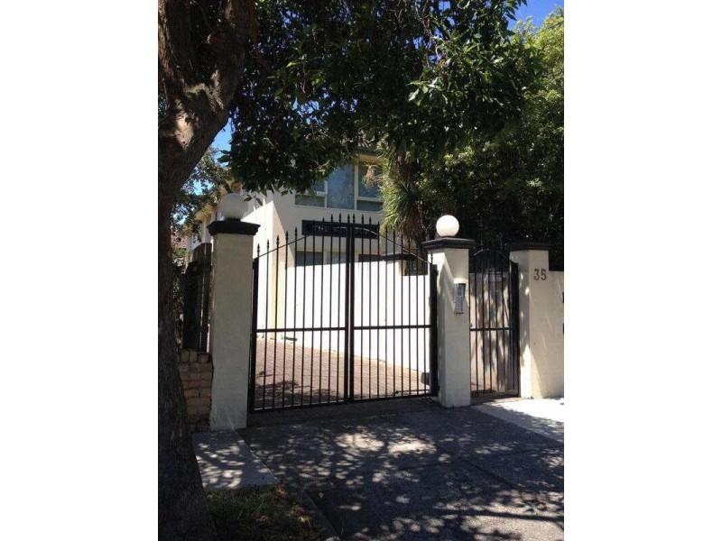 1/35  Tranmere Avenue, Carnegie VIC 3163