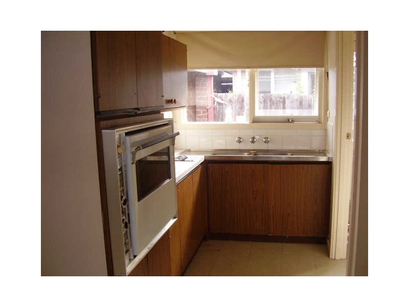 2/10  Moonya Road, Carnegie VIC 3163