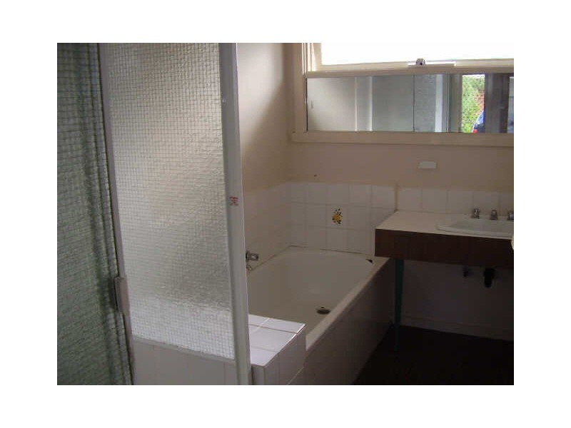 2/10  Moonya Road, Carnegie VIC 3163