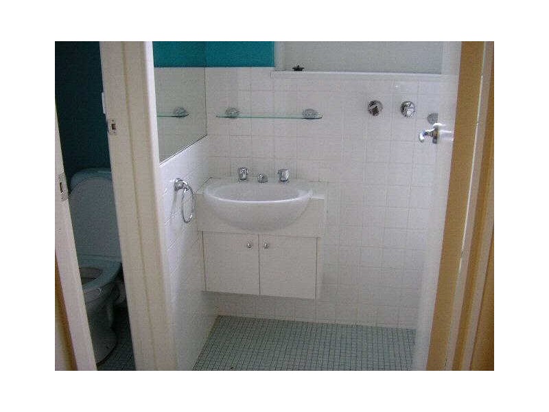 4/25  Shepparson Avenue, Carnegie VIC 3163