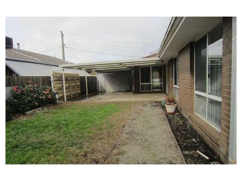 7 Elcan Avenue, Cranbourne West VIC 3977