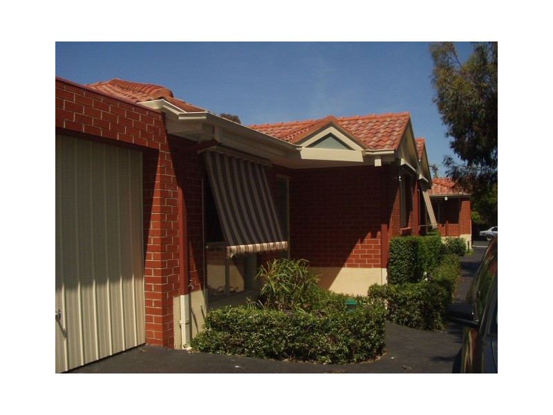 3/8  Rosella Street, Murrumbeena VIC 3163