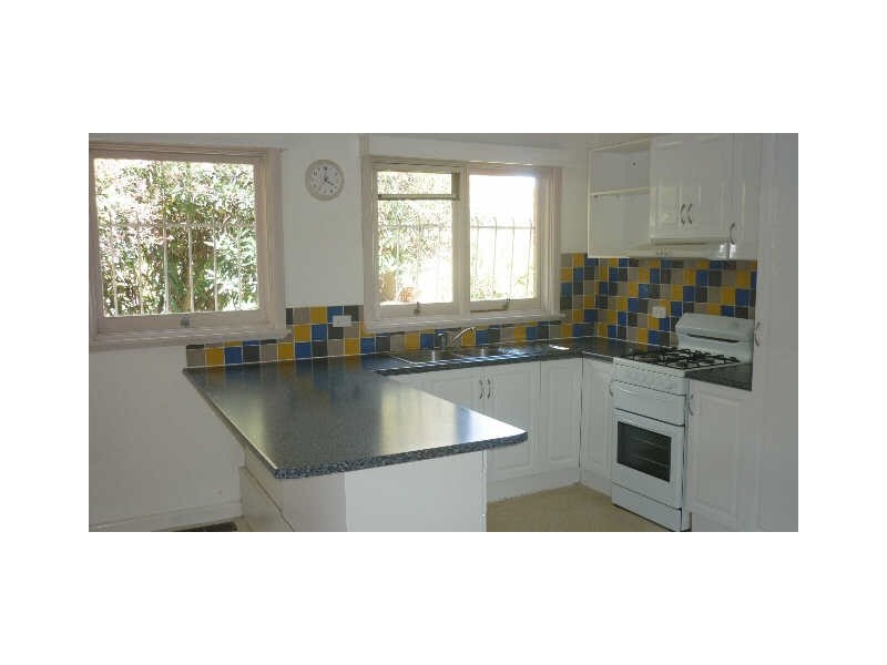 220A  Tucker Road,, Mckinnon VIC 3204