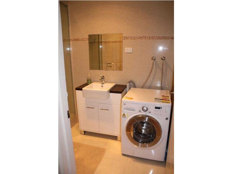 3/32  Emma Street, Caulfield South VIC 3162