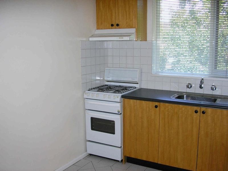 4/13  Holloway Street,, Ormond VIC 3204