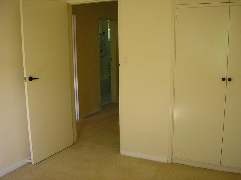 4/13  Holloway Street,, Ormond VIC 3204