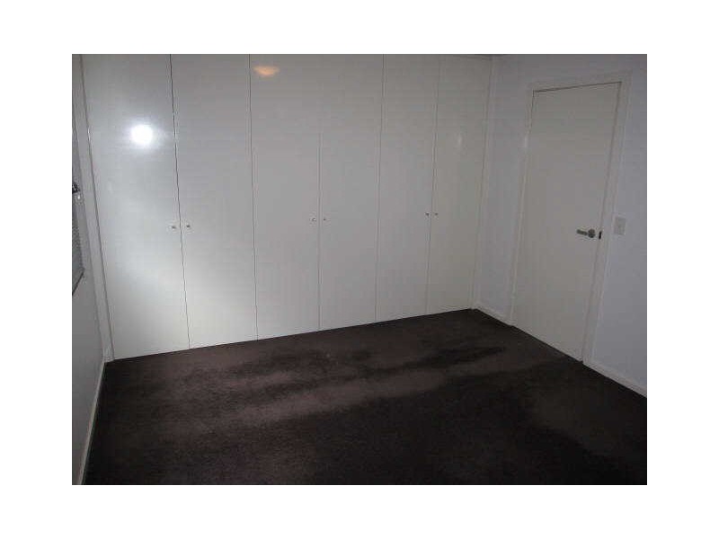 34/185  Barkly Street, St Kilda VIC 3182