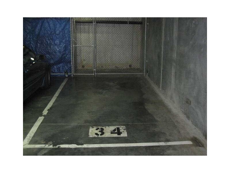 34/185  Barkly Street, St Kilda VIC 3182