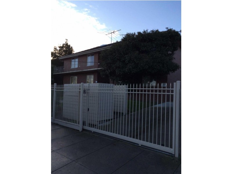 4/94  Eskdale Road, Caulfield North VIC 3161