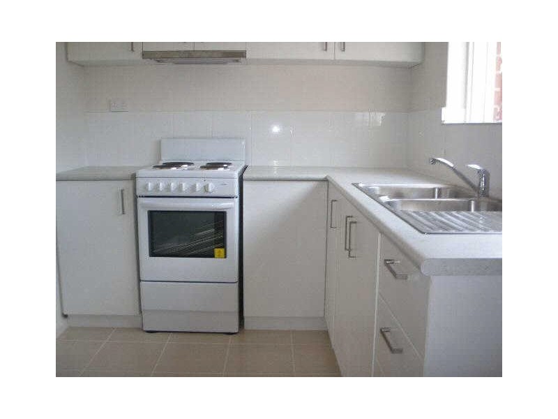 4/94  Eskdale Road, Caulfield North VIC 3161