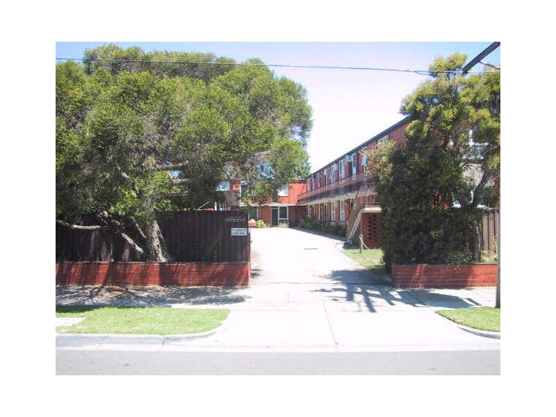 1/1366  Dandenong Road, Oakleigh VIC 3166