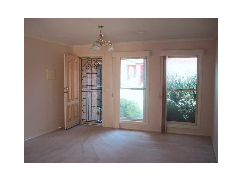 30 Federation Walk, Hughesdale VIC 3166