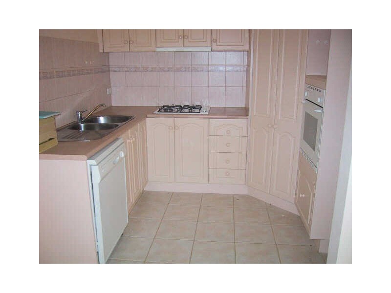 30 Federation Walk, Hughesdale VIC 3166