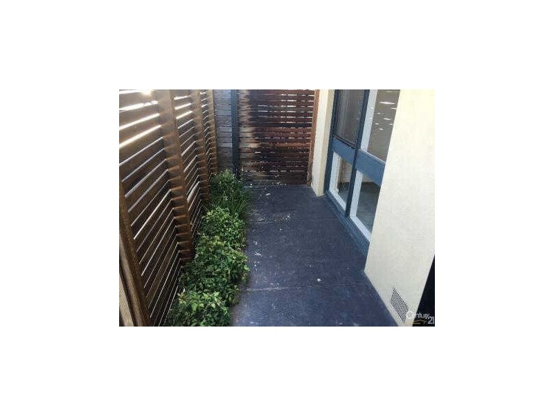 6/13  Rosedale Avenue, Glen Huntly VIC 3163