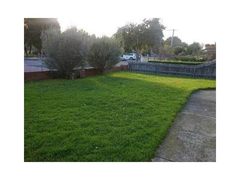 12  Higgins Road, Bentleigh VIC 3204