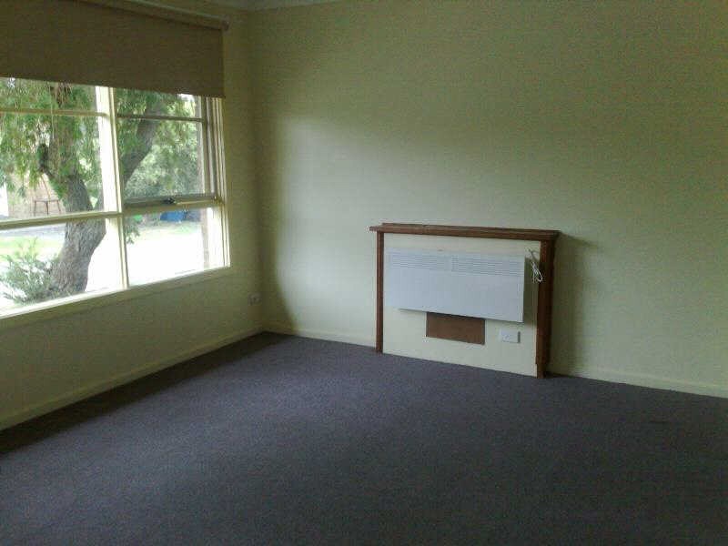 4/28  Coorigil Road, Carnegie VIC 3163