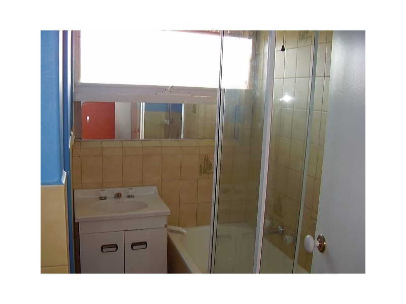 8/2  Adelaide Street, Murrumbeena VIC 3163