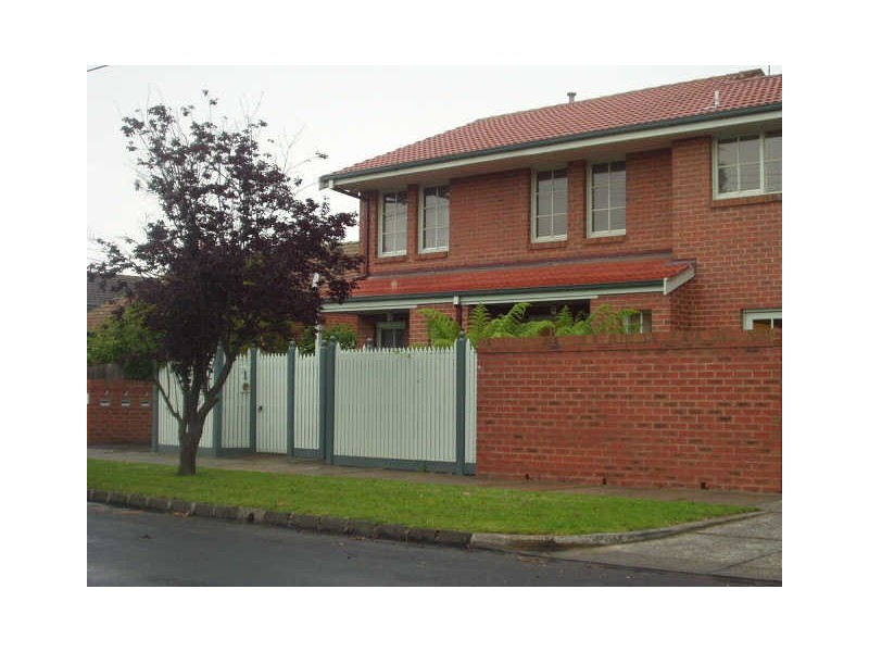 11/8 Wahroongaa Crescent, Murrumbeena VIC 3163