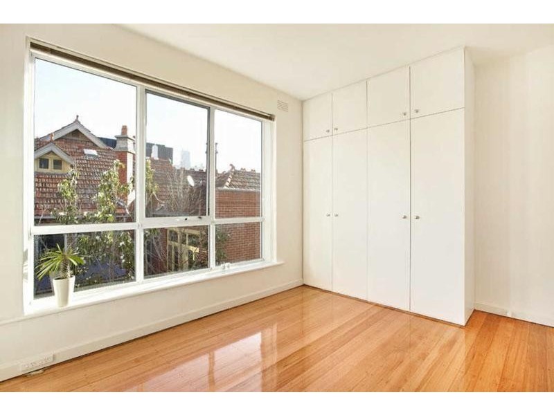 8/8 St Leonards Avenue, St Kilda VIC 3182