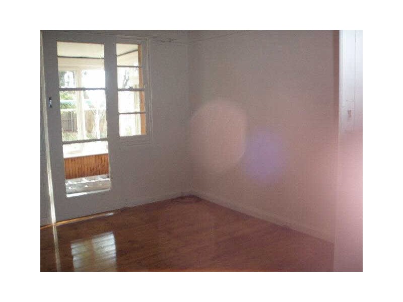 2  Strathearn Avenue, Murrumbeena VIC 3163