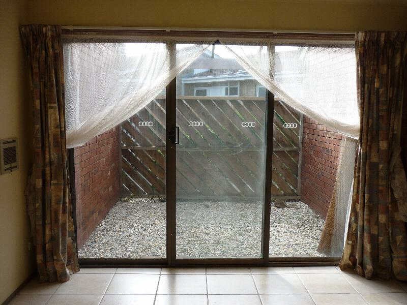 2/102  Centre Dandenong Road, Cheltenham VIC 3192