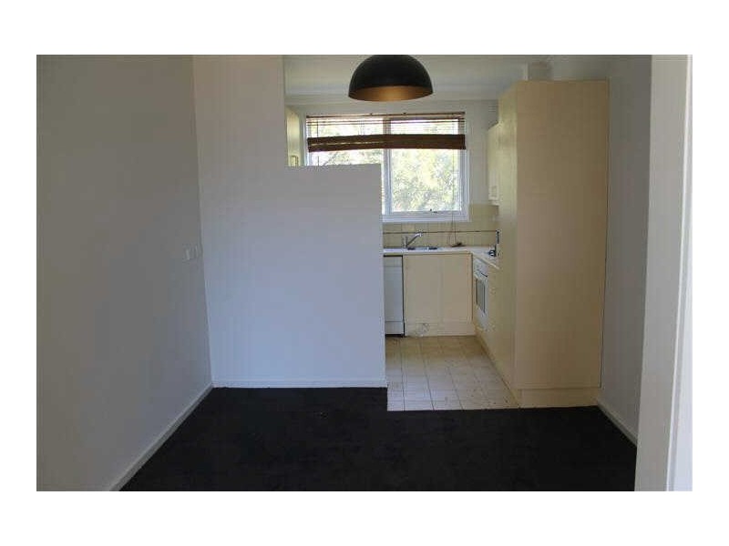 11/7 Dickens Street, Elwood VIC 3184