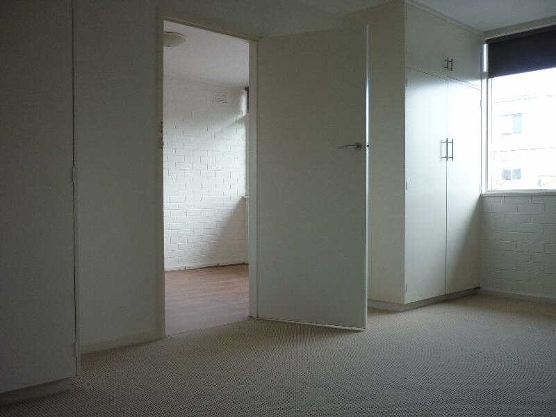 6/635  Blackburn Road, Clayton VIC 3168