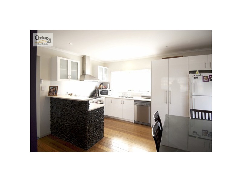 72 Gladstone Road, Dandenong North VIC 3175