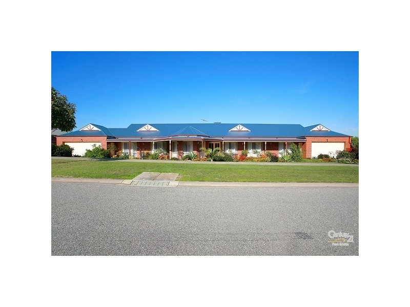 37-39 St Helens Crs, Narre Warren VIC 3805