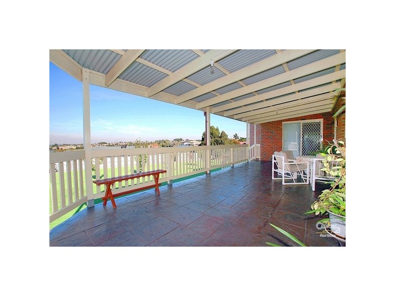 37-39 St Helens Crs, Narre Warren VIC 3805