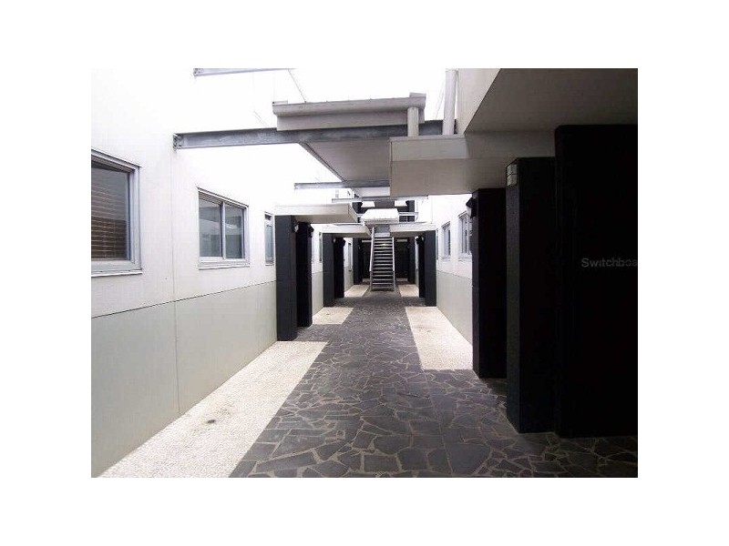 10/185  Barkly Street (Acland Court), St Kilda VIC 3182