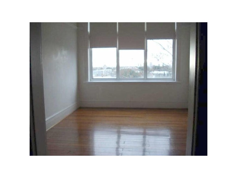 207/129  Fitzroy Street, St Kilda VIC 3182