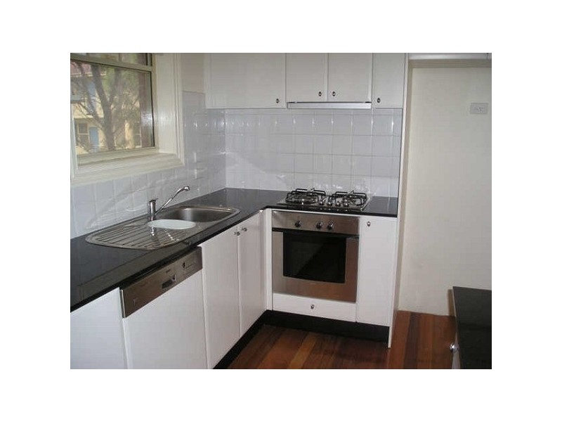 1/75A  Fitzroy Street, St Kilda VIC 3182