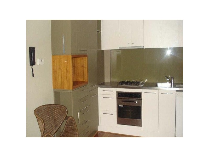 2/12  Pakington Street, St Kilda VIC 3182