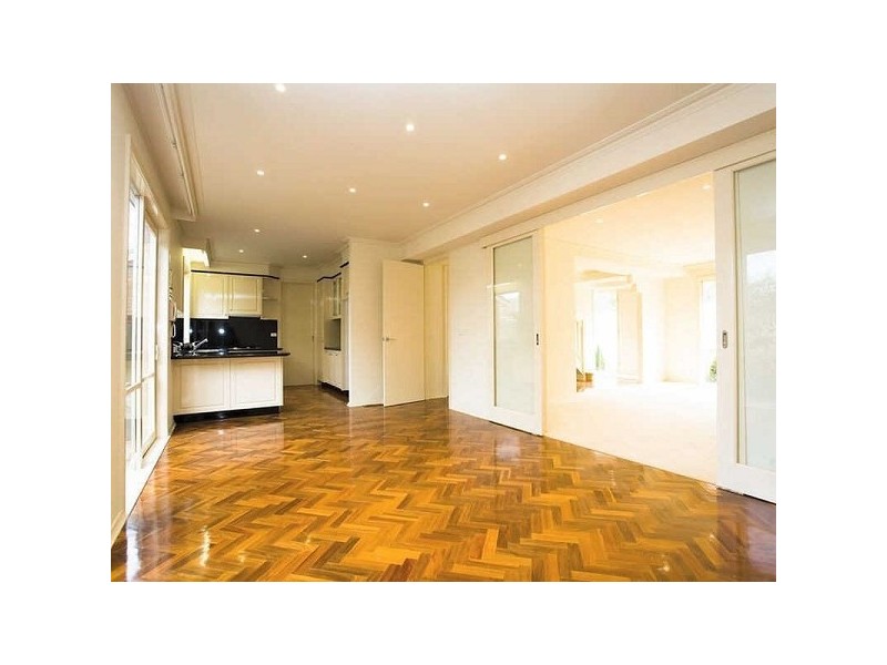 2/468  Glen Eira Road, Caulfield VIC 3162