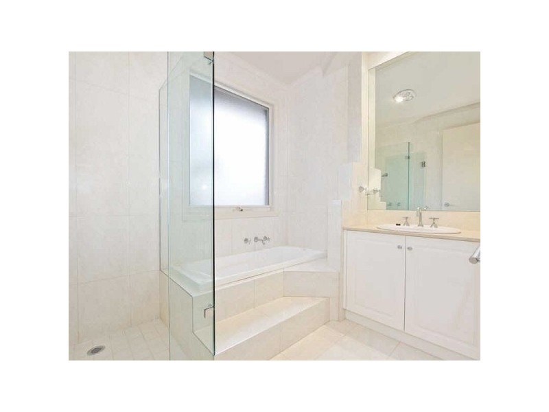 2/468  Glen Eira Road, Caulfield VIC 3162