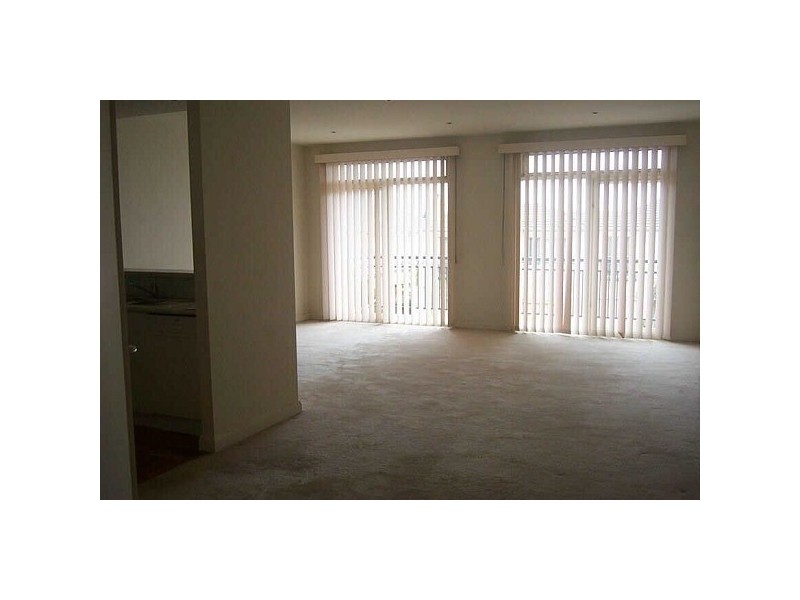 202/12  Princes Street, Port Melbourne VIC 3207