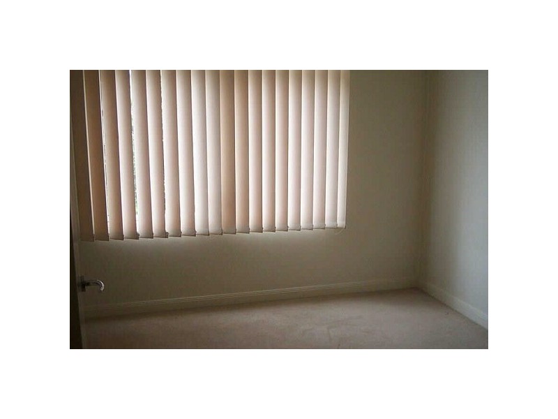 202/12  Princes Street, Port Melbourne VIC 3207