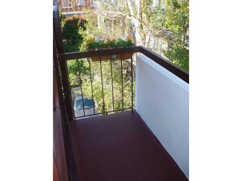 19/14  Mitford Street, St Kilda VIC 3182