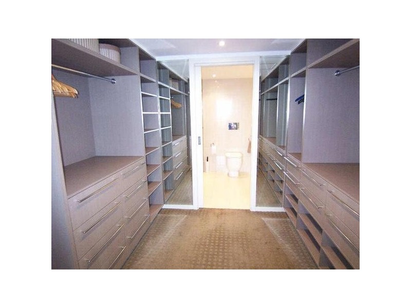 1608/100  Harbour Esplanade, Docklands VIC 3008