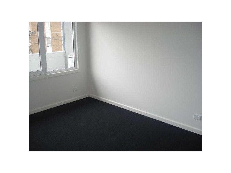 12/76  Westbury Street, St Kilda East VIC 3183