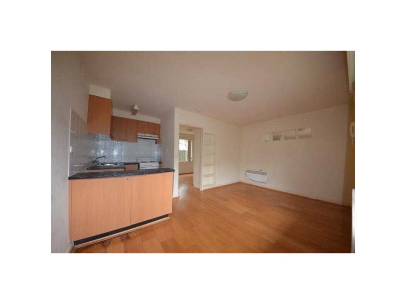 4/104  Alexandra Place, St Kilda East VIC 3183