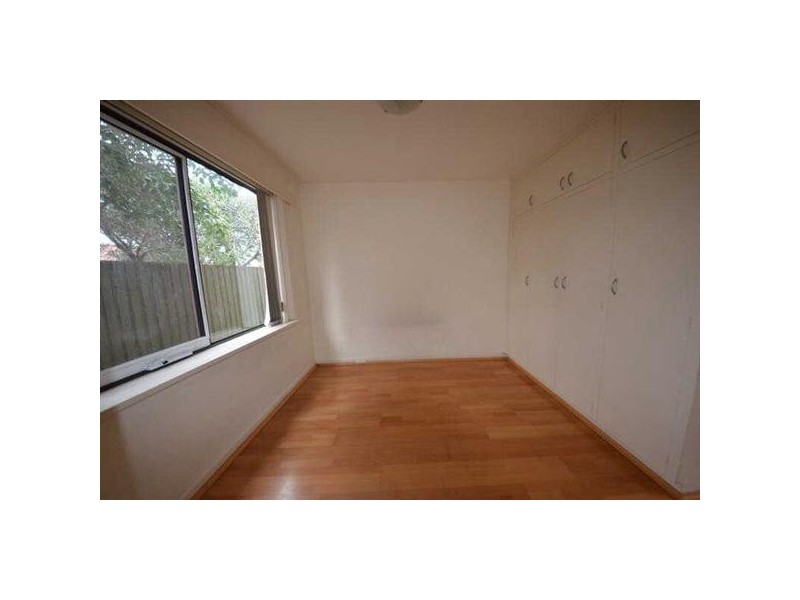 4/104  Alexandra Place, St Kilda East VIC 3183