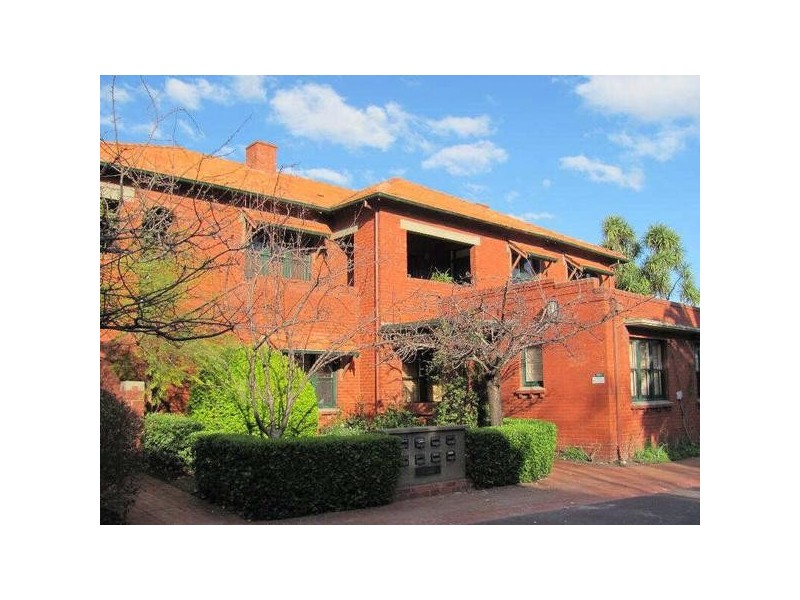 8/8  Ardoch Avenue, St Kilda East VIC 3183