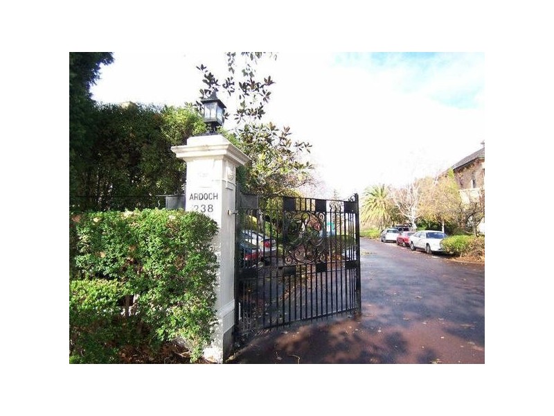 8/8  Ardoch Avenue, St Kilda East VIC 3183